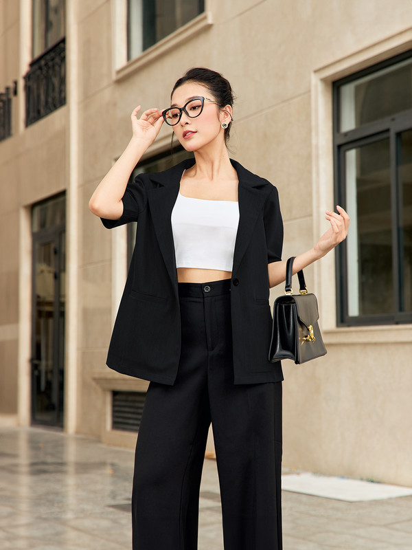 ÁO BLAZER FORM SUÔNG CƠ BẢN AB0430 Đen