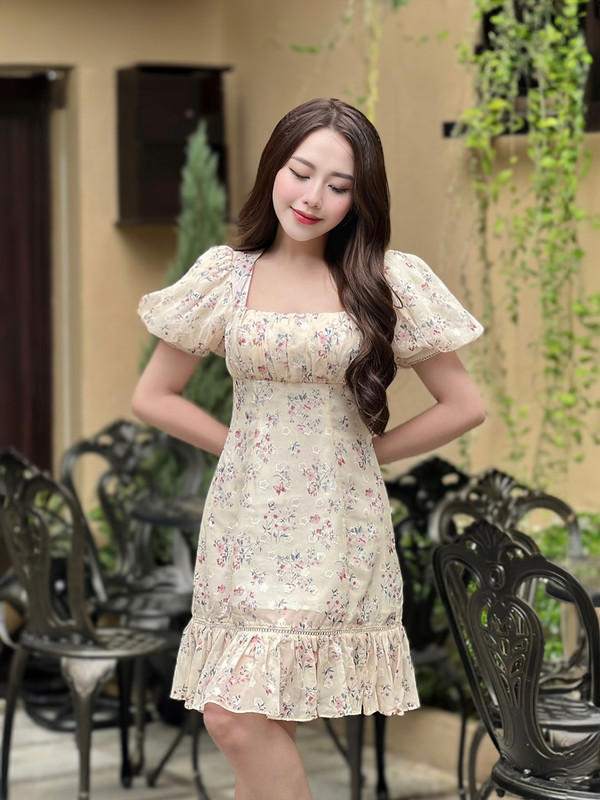 Đầm Hoa Nhí Xếp Ly Nhấn Eo AB0311 Vàng