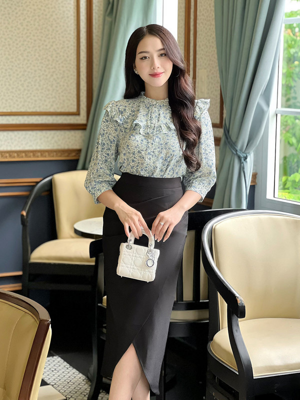 ÁO HỌA TIẾT HOA NHÍ  AB0501 Xanh
