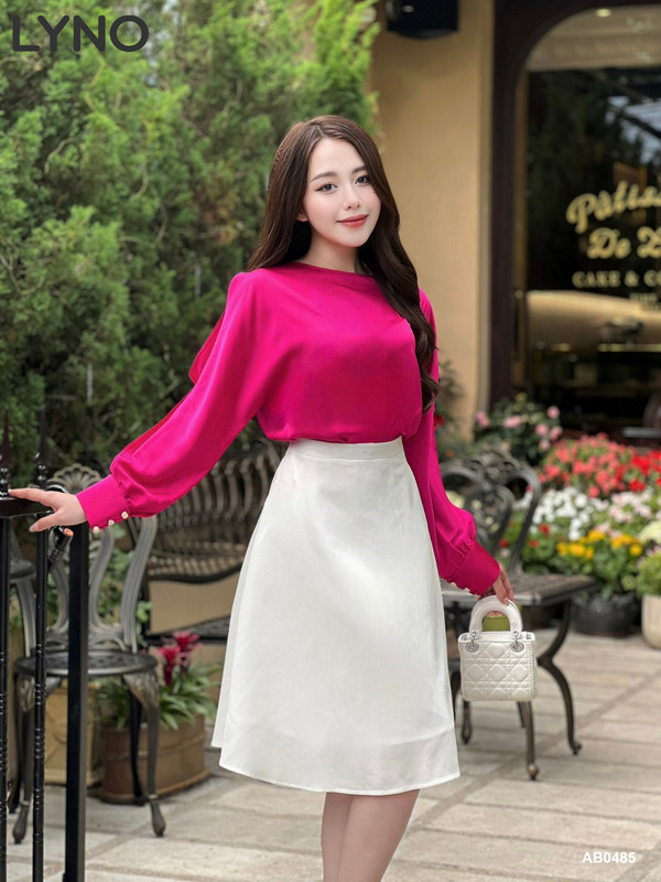 ÁO LỤA CỔ TRÒN TAY XẺ AB0485